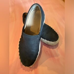 Chloe Womens Black Sneakers